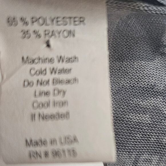 Gray Made in the US V Neck Tee Size 2X - Picture 4 of 4